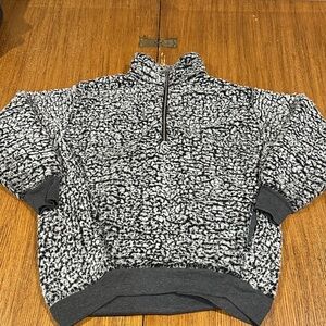 EXPRESS Sherpa Fuzzy Half Zip Sweatshirt